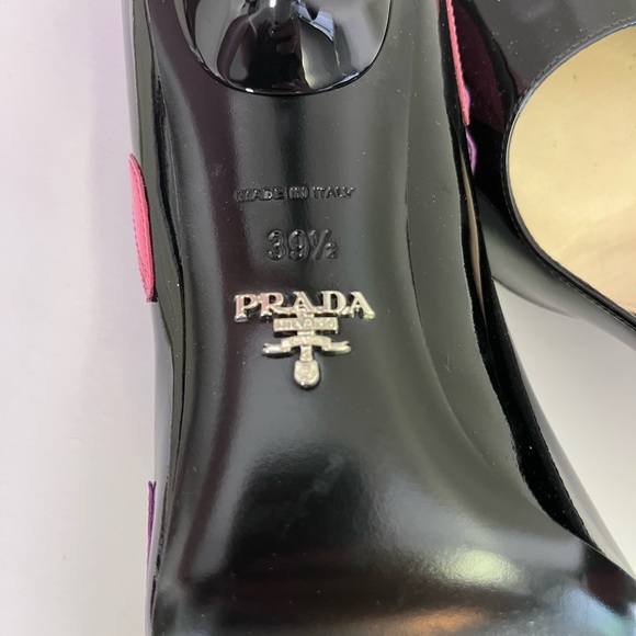Prada Lip Heels - Picture 4 of 4